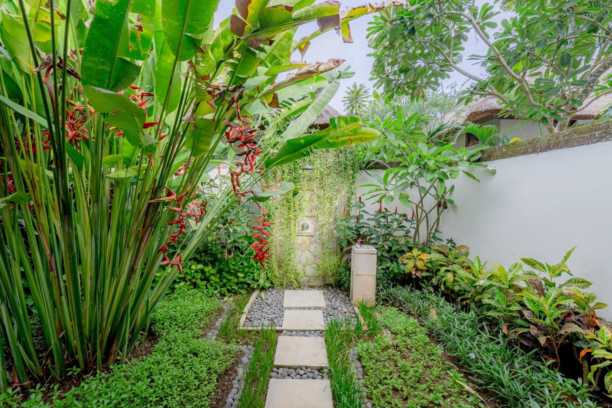 Villa Dorado - Steps From Jimbaran Beach Ngoại thất bức ảnh