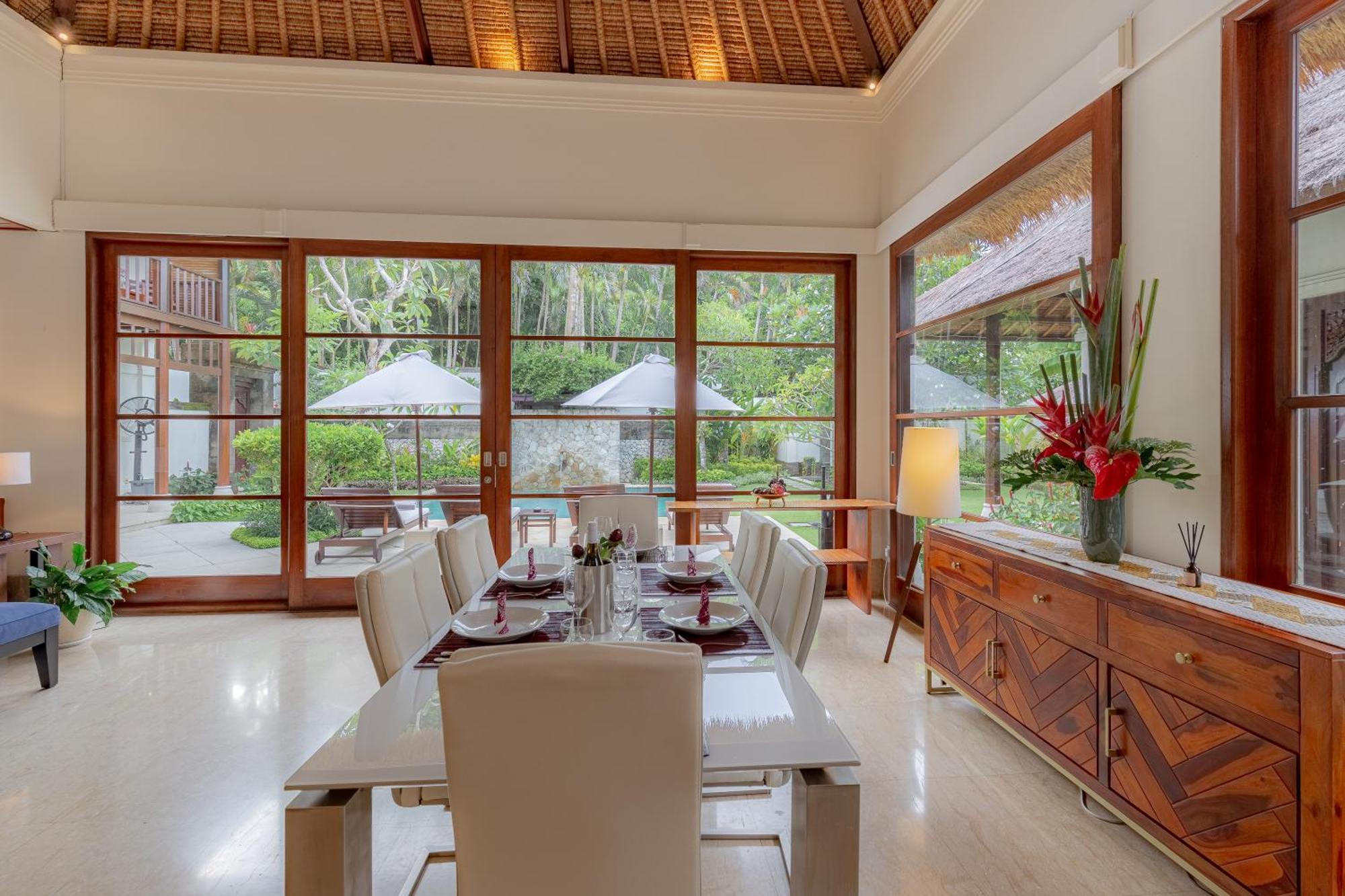 Villa Dorado - Steps From Jimbaran Beach Ngoại thất bức ảnh