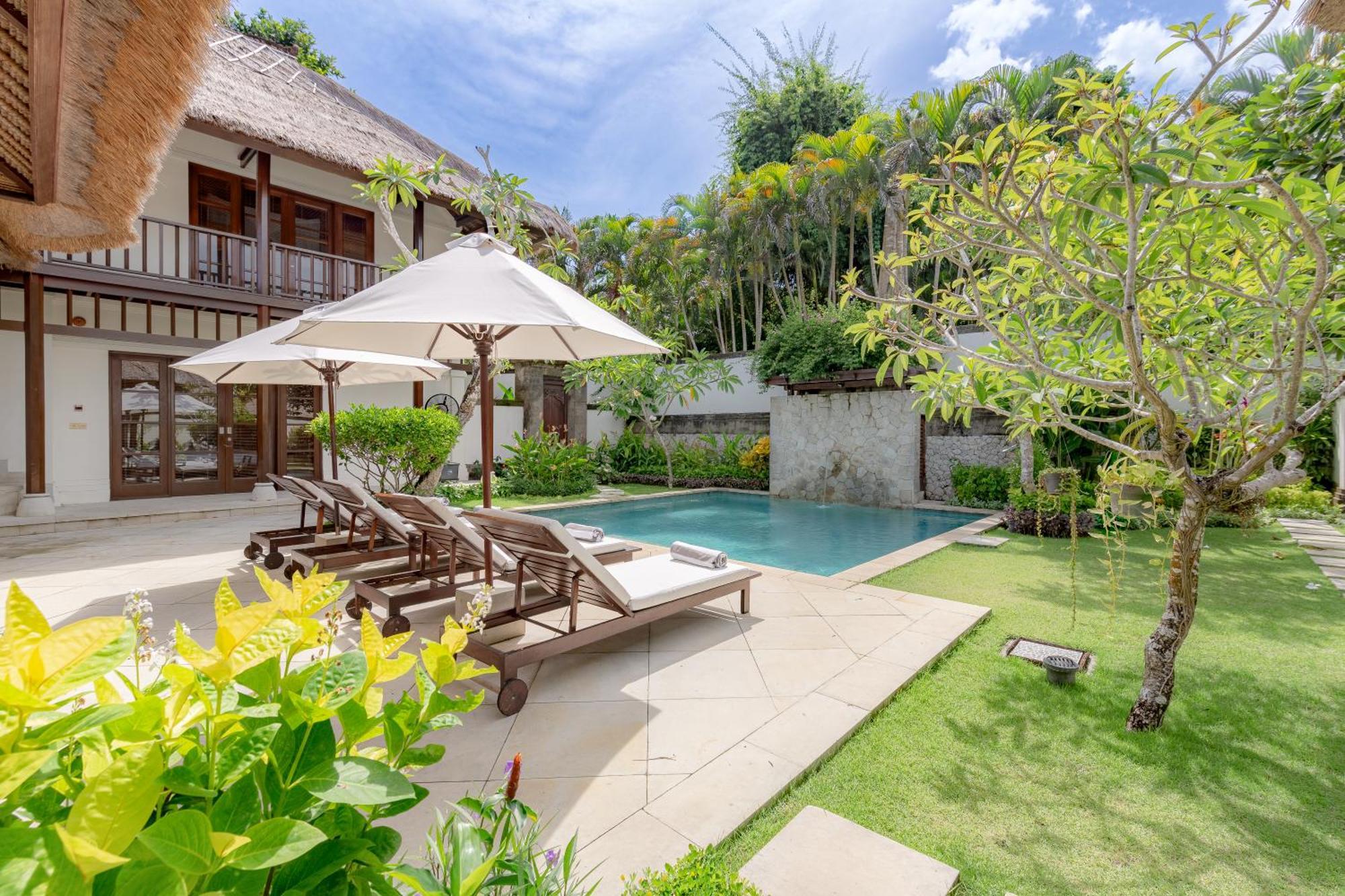 Villa Dorado - Steps From Jimbaran Beach Ngoại thất bức ảnh